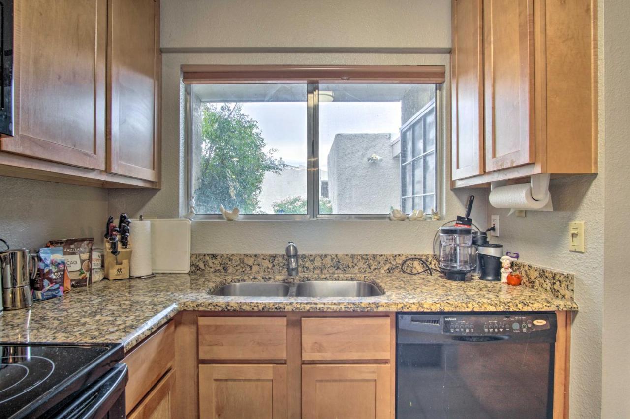 Pet-Friendly Tucson Townhome With Pool Access! Buitenkant foto